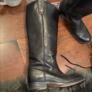 Frye boots black